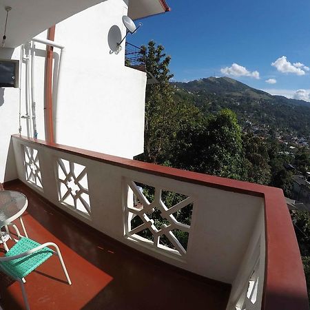 Villa 107 Канди Екстериор снимка